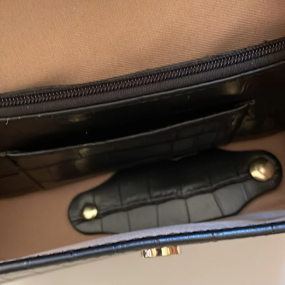 London Fog Flap Wallet/Sunglasses Case - Picture 5 of 6